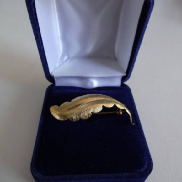 Vintage feather brooch 18K yellow gold 1980 - Picture 1 of 5